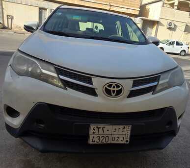 Dammam, Vehicles, Cars & Trucks , SAR 39000,  TOYATA RAV4,  2015,  Automatic,  390295 KM,  A Reliable SUV In The Eastern Province.(Dammam)