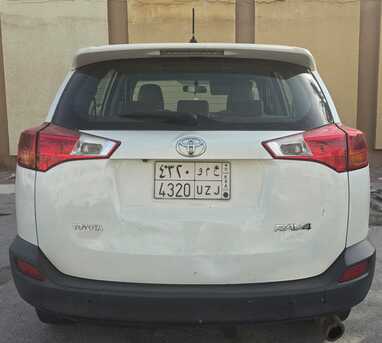Dammam, Vehicles, Cars & Trucks , SAR 39000,  TOYATA RAV4,  2015,  Automatic,  390295 KM,  A Reliable SUV In The Eastern Province.(Dammam)