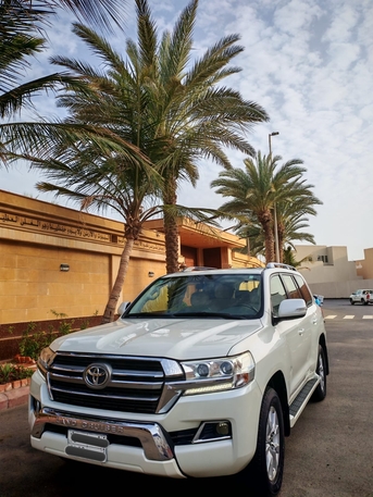Jeddah, Vehicles, Cars & Trucks , SAR 197000,  Toyota Land Cruiser,  2019,  Automatic,  20000 KM,   GXR V6