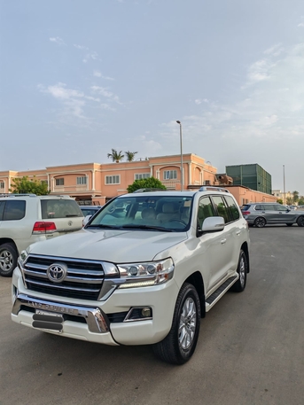 Jeddah, Vehicles, Cars & Trucks , SAR 197000,  Toyota Land Cruiser,  2019,  Automatic,  20000 KM,   GXR V6