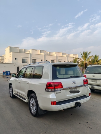 Jeddah, Vehicles, Cars & Trucks , SAR 197000,  Toyota Land Cruiser,  2019,  Automatic,  20000 KM,   GXR V6