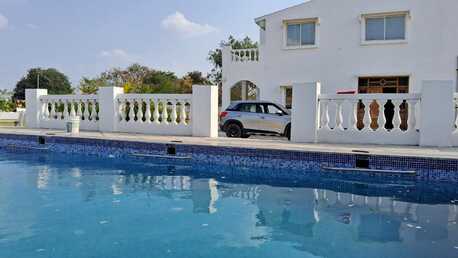 Hyderabad, Farm & Garden, INR 27500000,  1 Acre Farmhouse Fully Developed Good Source Of Monthly Rental