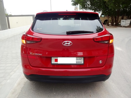 Zinj, Vehicles, Cars & Trucks , BHD 4900,  Hyundai Tucson,  2019,  Automatic,  101000 KM,   SINGLE OWNER SUV FOR SALE AGENT MAINTAINED