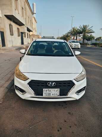Madinah, Vehicles, Cars & Trucks , SAR 33000,  Hyundai Accent,  2020,  Automatic,  248000 KM,  White   - 33000 SAR