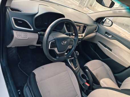 Madinah, Vehicles, Cars & Trucks , SAR 33000,  Hyundai Accent,  2020,  Automatic,  248000 KM,  White   - 33000 SAR