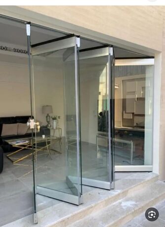 Riyadh, Construction, للحدادة و المونيم،الذجاج