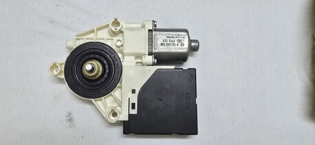 Jeddah, Auto Parts, SAR 350,  محركات نوافذ لسيارات Jetta/Passat/Golf /Tiguan Window Motors