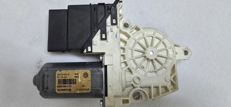 Jeddah, Auto Parts, SAR 350,  محركات نوافذ لسيارات Jetta/Passat/Golf /Tiguan Window Motors
