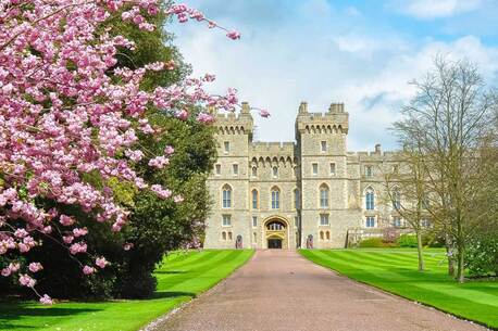London, Travel, Get A Fully Trained, Supportive, And Licensed Tour Guide For The Windsor Castle Tours