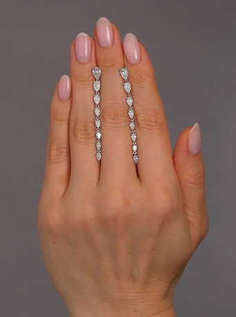 London, Jewelry, GBP 2750,  Pear Cut Graduated Diamond Drop Earrings In The UK