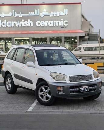 Riffa, Vehicles, Cars & Trucks , BHD 1250,  Toyota RAV4 EV,  2002,  Automatic,  300 KM,  Toyota RAV4 Full Option