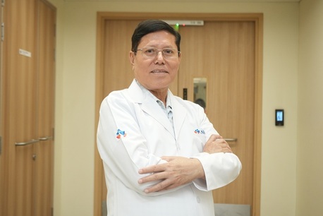 Greater Noida, Medical, Dr. Jagdish Chander - Laparoscopic Surgeon In Greater Noida