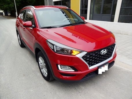 Zinj, Vehicles, Cars & Trucks , BHD 111,  Hyundai Tucson,  2019,  Automatic,  101000 KM,  First Owner, Agency Maintained - Under Warranty URGENT SALE