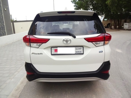Zinj, Vehicles, Cars & Trucks , BHD 111,  Toyota Rush,  2022,  Automatic,  33 KM,  Excellent Condition 7 Seater Vehicle - Expat Leaving