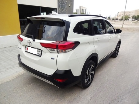 Zinj, Vehicles, Cars & Trucks , BHD 111,  Toyota Rush,  2022,  Automatic,  33 KM,  Excellent Condition 7 Seater Vehicle - Expat Leaving