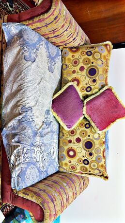 Khobar, Furniture, SAR 200,  4 Seater Majlis And 2 Seater Sofa With Cushions