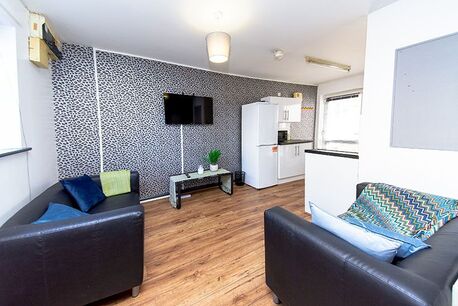 London, Apartments, Flats, Houses & Villas, 4 Bedroom Houses For Rent In Nottingham