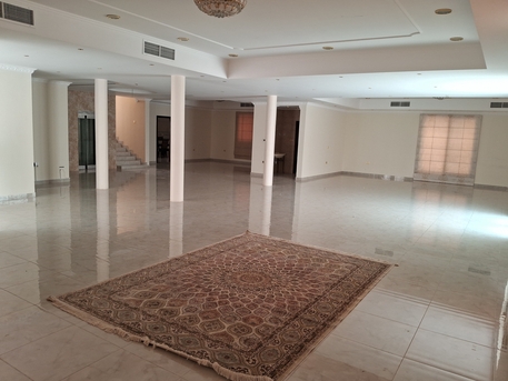 Riffa, Villas, BHD 750,  Very Big Villa In Riffa For Rent