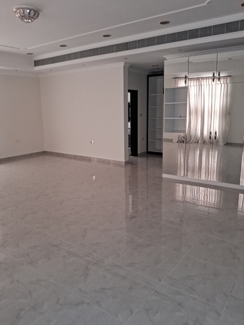 Riffa, Villas, BHD 750,  Very Big Villa In Riffa For Rent
