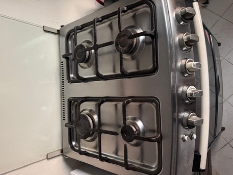 Manama, Household Items, BHD 45,  4 Burner Cooking Range With Bahrain Gas Cylinder