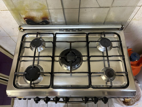 Dammam, Household Items, SAR 300,  5 Burner Cooking Range