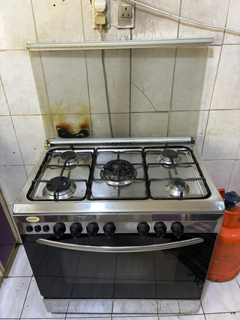 Dammam, Household Items, SAR 300,  5 Burner Cooking Range