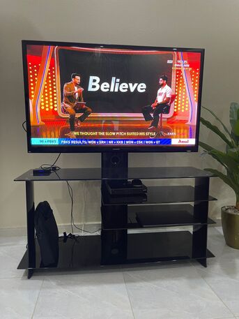 Jeddah, Household Items, SAR 650,  Samsung Plasma TV With Stand