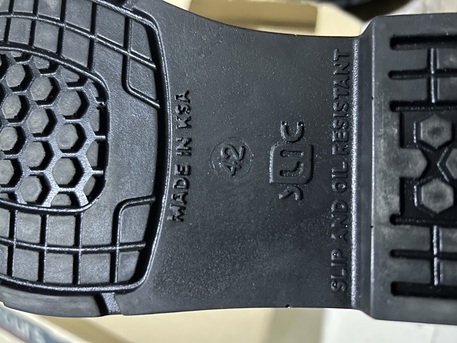 Abqaiq, Sporting Goods, SAR 70,  New Saudi Lather Safety Shoes, For Sale.