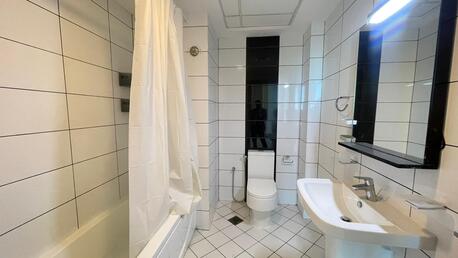 Manama, Real Estate For Sale, BHD 78000,  2 BR,  133 Sq. Meter,  Breath-taking 2br F/f Flat In Seef For Sale