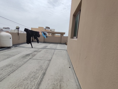 Tubli, Apartments, Flats, Houses & Villas, BHD 220/year,  2 BR,  Tubli:- Rooftop 2Bhk Unfurnished Flat On Rent With Unlimited Ewa.