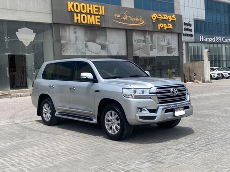 Manama, Vehicles, Cars & Trucks , BHD 16900,  Toyota Land Cruiser GX-R,  2020,  Automatic,  120000 KM,    (Silver)