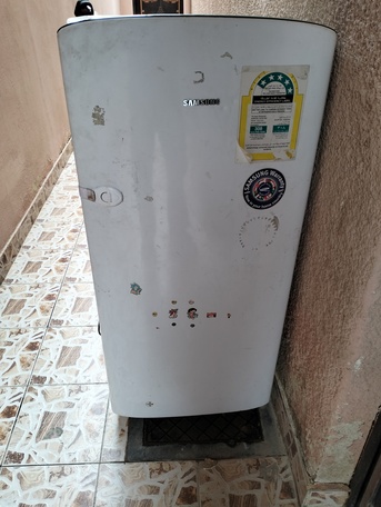 Riyadh, Household Items, SAR 175,  Samsung 1 Door Refrigerator, Shelf Book,cabinet,plates Shelf