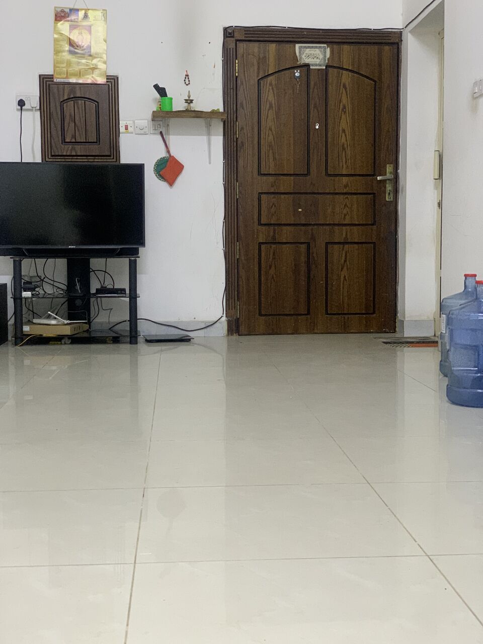 Jidhafs, Apartments, Flats, Houses & Villas, BHD 100/month,  1 BR,  BHD 100 ROOM WITH ATTACHED BATHROOM