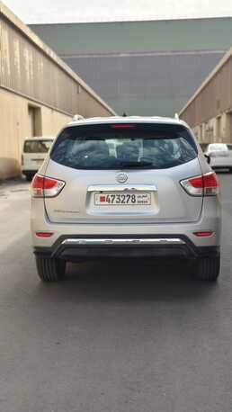 Hidd, Vehicles, Cars & Trucks , BHD 2800,  Nissan Pathfinder,  2014,  Automatic,  137903 KM,