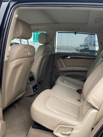 Manama, Vehicles, Cars & Trucks , BHD 2700,  Audi Q7,  2015,  Automatic,  155450 KM,   /  (Black)