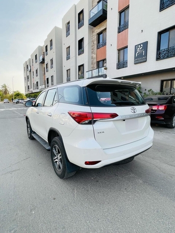 Riyadh, Vehicles, Cars & Trucks , SAR 93000,  Toyota Fortuner,  2022,  Automatic,  90000 KM,  Fortuner 4*4 KM 90000   4cyldr