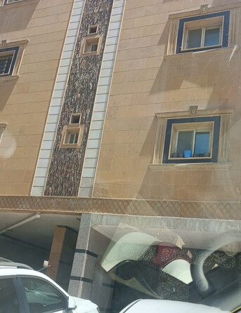 Al Aziziyah, Apartments, Flats, Houses & Villas, SAR 25000/year,  Furnished,  3 BR,  3 Rooms Flat Specious Luxury For Rent With Household Items Selling, Neat & Clean Building