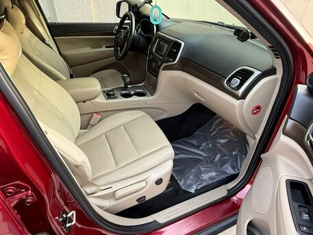 Olaya, Vehicles, Cars & Trucks , SAR 45000,  Jeep Grand Cherokee L,  2014,  Automatic,  166000 KM,  Jeep Grand Cherokee V6 Perfect Condition