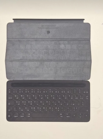 Riyadh, Computers, SAR 200,  Smart Keyboard