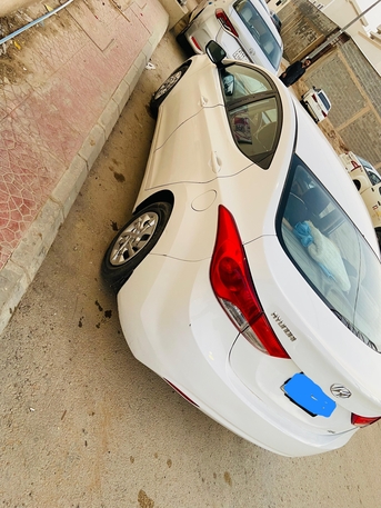 Al-Muzahmiya, Vehicles, Cars & Trucks , SAR 19000,  Hyundai Elantra,  2012,  Automatic,  483000 KM,