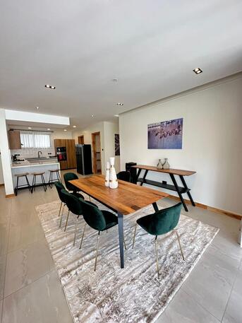 Nairobi, Apartments, Flats, Houses & Villas, Usd 3600/month,  3 BR,  3060 Sq. Feet,  Luxury Living At The Edge Of Nature - Furnished Apartment
