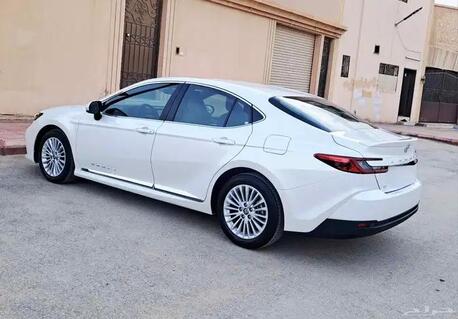 Riyadh, Vehicles, Cars & Trucks , SAR 98500,  TOYOTA CAMRY,  2025,  Automatic,  4000 KM,  GLE  FULL OPTION SUN ROOF ALLOYS 5