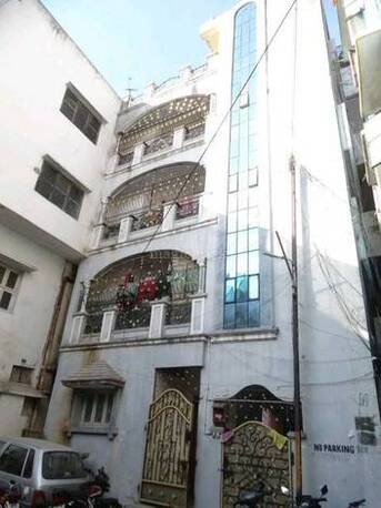 Hyderabad, Apartments, Flats, Houses & Villas, INR 10000/month,  2 BR,  720 Sq. Feet,  For Rent Family Flat Habeeb Nagar Nampally 2nd Floor Flat 102 (No Lift)