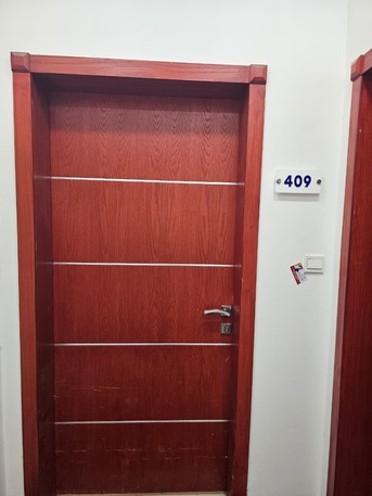 Al Aziziyah, Offices, SAR 37000,  74 Sq. Meter,  Rental Furnished Office For Transfer (Furniture, Floor Parquet, SAR15,000)