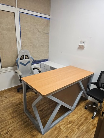 Al Aziziyah, Offices, SAR 37000,  74 Sq. Meter,  Rental Furnished Office For Transfer (Furniture, Floor Parquet, SAR15,000)