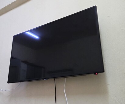 Riyadh, Electronics, SAR 350,  NIKAI TV 44