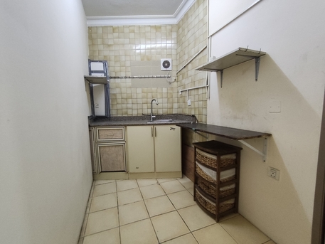 Manama, Apartments, Flats, Houses & Villas, BHD 160/year,  1 BR,  Um Al Hassam:- Studio Flat On Rent With Ac & Unlimited Ewa..