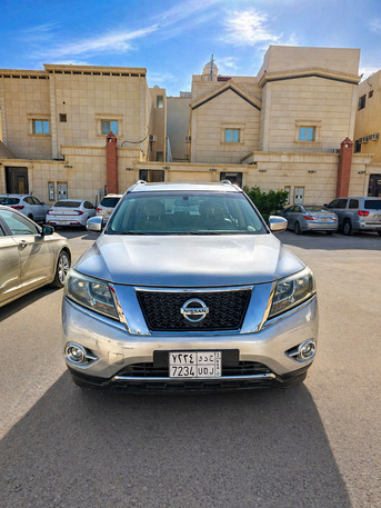 Riyadh, Vehicles, Cars & Trucks , SAR 32000,  Nissan Pathfinder,  2014,  259 KM,