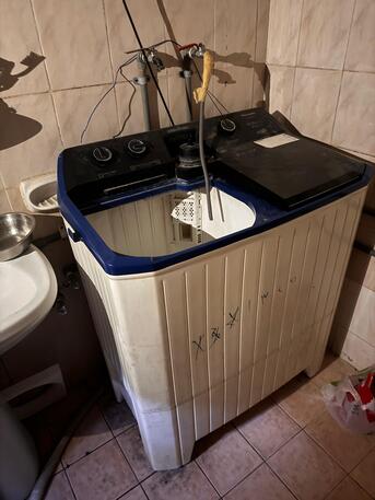 Dammam, Household Items, HOUSE HOLTING ITEME -AC,WASHING MACHINE,FRIDHGFE,OVEN WITH CYLINDER,