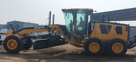 Dammam, Construction, Brand New Heavy Equipment Rental With Operator (SP SP LICENSE) Available All Over Saudia